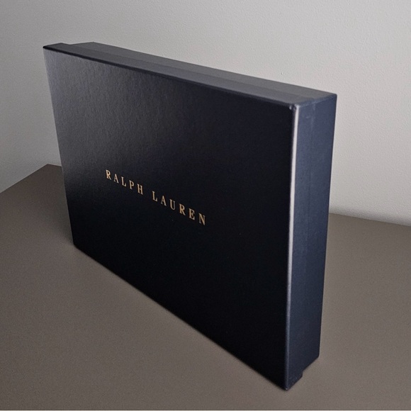 Authentic Ralph Lauren Gift Box - Picture 5 of 6